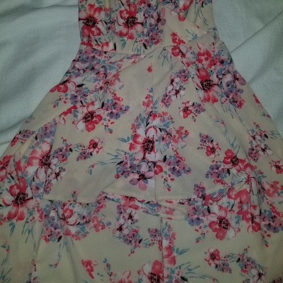 Miami Romper with Train - Picture 6 of 7